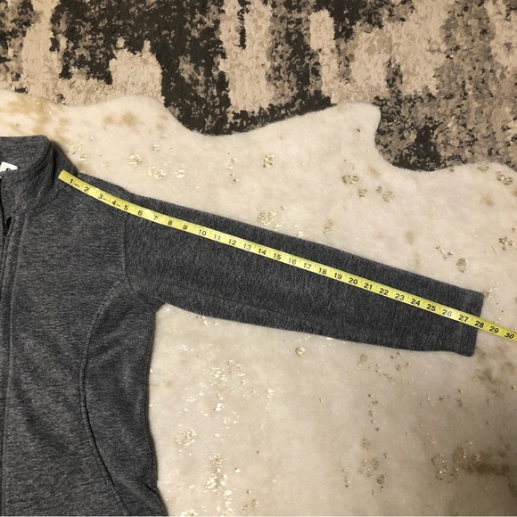 Columbia women’s medium fleece - Picture 9 of 10